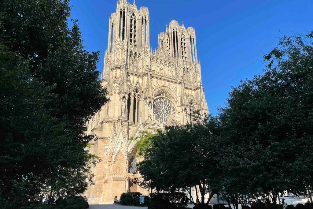 兰斯Superbe Loft 100M2 Proche Cathedrale Avec Parking公寓 外观 照片