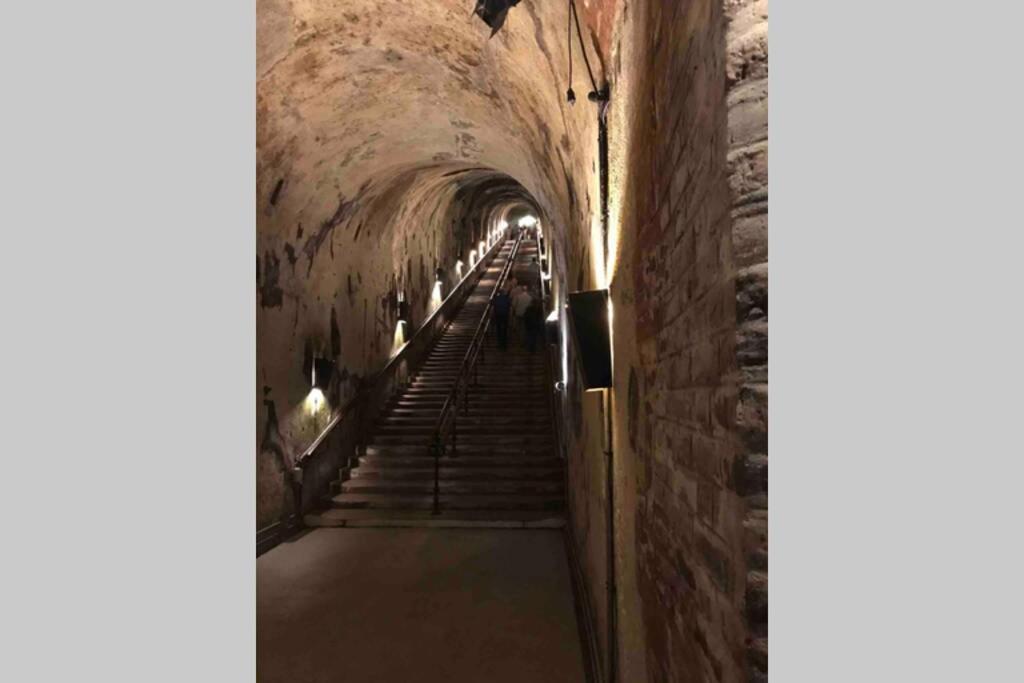 兰斯Superbe Loft 100M2 Proche Cathedrale Avec Parking公寓 外观 照片